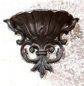 Wall Planter 10 Inch Cast Iron Home Office Gift - Picture 1 of 2