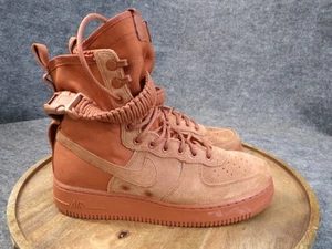 Stivali Nike SF Air Force 1 High da uomo taglia 8 US Dusty Peach scamosciati cinturino 864024-204 - Foto 1 di 16