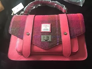 Ladies Islander Harris tweed brand new handbag in fuchsia - Picture 1 of 4