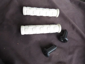 MANILLAR HARO BLANCO CARRERAS EMPUÑADURAS BMX SPORT FREESTYLER MASTER - Imagen 1 de 5
