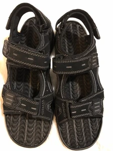 Men’s St. John’s Bay Hiking Sandals Walking Outdoor Rugged Size 10 New In Box S3 - Picture 1 of 4