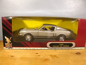 1968 SHELBY GT-500KR MUSTANG 1:18 SCALE DIE-CAST METAL DELUXE EDITION - Picture 1 of 8