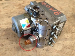05-07 Cadillac CTS USADO Antibloqueo Freno ABS Bomba Conjunto Opt FE2 - Imagen 1 de 7
