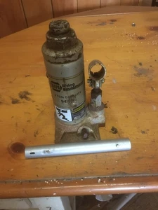 BOTTLE CAR JACK - Bild 1 von 1