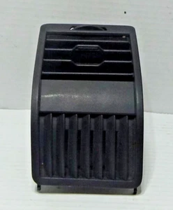 2006-2009 Hummer H3 Left Driver Side Dash Air Vent - Picture 1 of 7