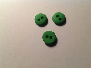 NEW 25 PC PKG. 3/8 INCH EMERALD GREEN DULL FINISH BUTTONS - Bild 1 von 2