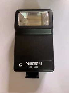 Nissin Electronic 21A-Auto Camera Flash Hotshoe Mounted - Picture 1 of 6