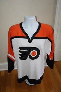 Vintage Starter Philadelphia Flyers Hockey Jersey Men Size M - Picture 1 of 10