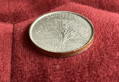 1999 Connecticut State Quarter - Broadstrike Mint Error - Charter Oak - Rare - Image 1 of 4