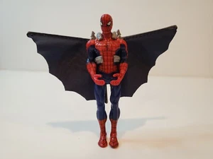 Marvel Spider-Man Battle Glider Red Costume (2009) Hasbro 3.75 Inch  VERY RARE - Picture 1 of 8