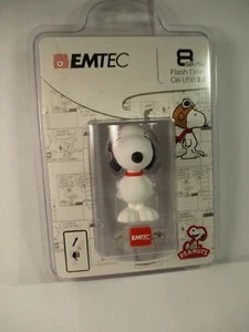 2014 Snoopy Figure EMTEC 8GB Flash Drive USB 2.0 NEW NIP - Picture 1 of 4
