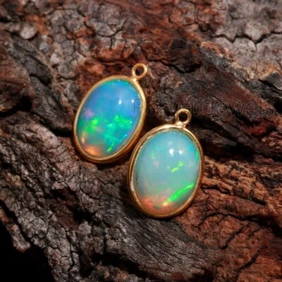 天然蓝色埃塞俄比亚蛋白石纯色 14k & 18k 金色派对服装女式环状耳环 — 第 1/4 张图片