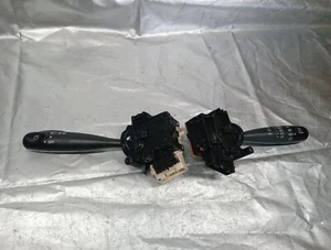 2003 04 05 06 07 2008 TOYOTA MATRIX OEM Column Switch Assembly Turn And Wiper - Picture 1 of 4
