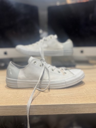 Taglia 10 Scarpe da ginnastica basse Converse All Star in pelle grigia da donna