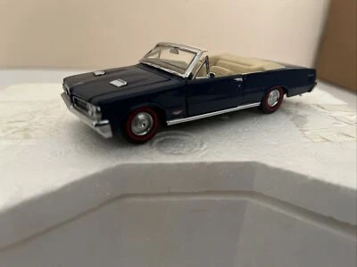 Franklin Mint B11RI06 1964 Pontiac GTO Convertible diecast 1:43 - Image 1 of 4