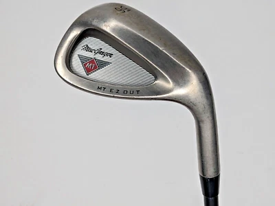 RH Macgregor MT EZ Out 56* Sand Wedge LADIES L-55g Shaft - Image 1 of 4