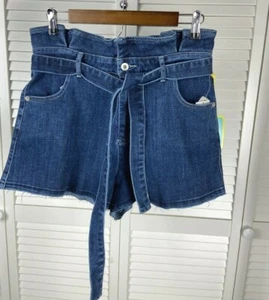 Neu mit Etikett CeCe Jeansshorts Größe 8 - Bild 1 von 5