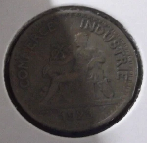 France 1 Franc coin, 1923. KM# 876, copper-aluminum. Chambers of Commerce. - Picture 1 of 4