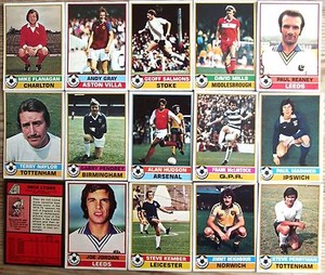 TOPPS FOOTBALLERS RED BACK LEEDS UTD IPSWICH BIRMINGHAM STOKE LEICESTER EVERTON