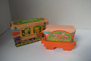 VINTAGE AVON - SEIFENKUTSCHE - KINDERSPIELZEUG EISENBAHN AUTO MIT SEIFENSTÜCK - NEU - Bild 1 von 5