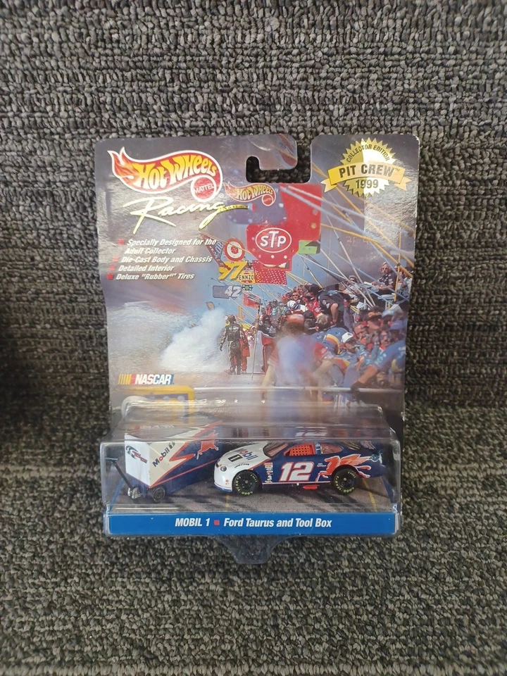 Coche diecast Mobile One escala 1:64 de Hotwheels  Foto 1 de 1