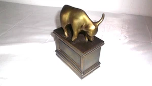 Fermalibri vintage Bull ottone da restauro ferramenta mercato azionario rialzista - Foto 1 di 6