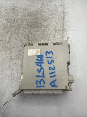 Caja de fusibles de cabina LEXUS LS460 (13) (WIL) 82730-50F00 Foto 1 de 4