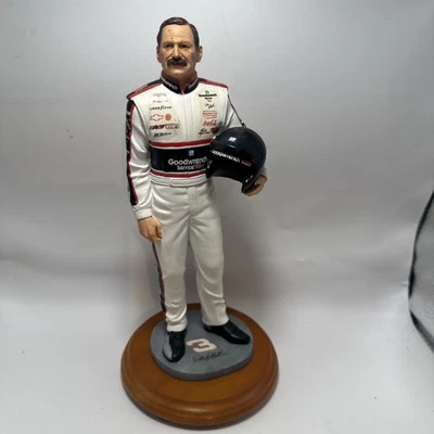 LIMITED EDITION 2001 DALE EARNHARTD BY CHARACTER COLLECTORS  ( PRI  6 ) - Image 1 of 4