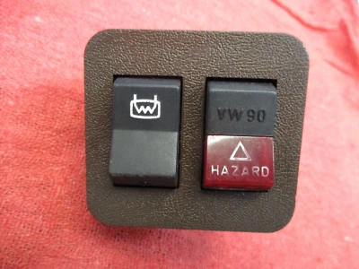 Interruptor de emergencia de peligro Porsche 944 1983-1985 y descongelación de ventana trasera usado Foto 1 de 4