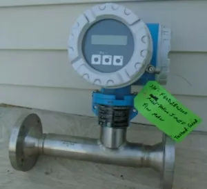 ENDRESS HAUSER 65F40-AK2AG1RABB9A PROLine T Mass 65 FLOWMETER EH / FREE SHIP - Picture 1 of 19