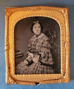 VICTORIAN DAGUERREOTYPE SIXTH PLATE LADY GOLD HIGHLIGHTS #A6595 - Picture 1 of 2