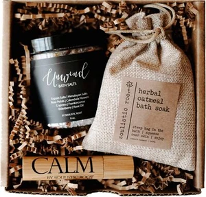 Relaxing Bath Gift Set, Luxury Spa for Women & Men,Lavender Bath Soak & Oil - Picture 1 of 7