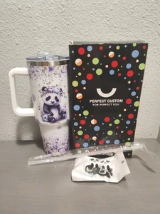 Nuevo En Caja Perfecto Personalizado Just A Girl Who Loves Panda 40 Oz Vaso Aislado - Imagen 1 de 12