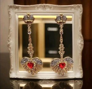 Vintage Estate Signed Monet Crystal Heart & Wing Elegant Gold Earrings - Picture 1 of 18