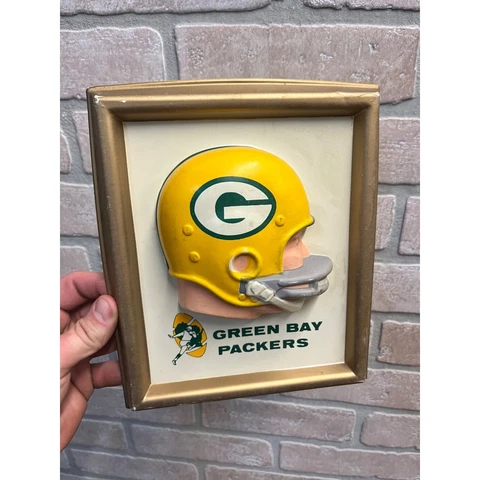 VINTAGE 1965 TECHNIGRAPH GREEN BAY PACKERS FOOTBALL HELMET PLASTIC PLAQUE Cover