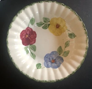Ciotola Blue Ridge Southern Potteries pittura floreale mancante sul bordo (foto) chip - Foto 1 di 4