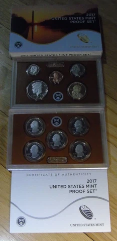 2017 S United States U.S. Mint Proof Set Box & Certificate of Authenticity 2017S Cover