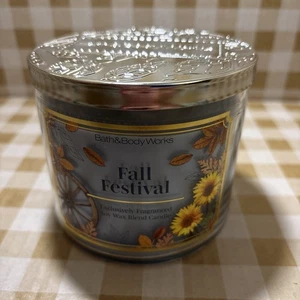Bath & Body Works - Autunno 2025 - Festa d'autunno - 3 candele stoppino - Foto 1 di 5