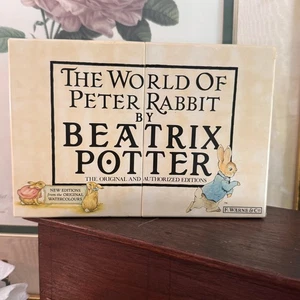 1986~The World of Peter Rabbit By Beatrix Potter~22 Book Presentation Box Set - Picture 1 of 11