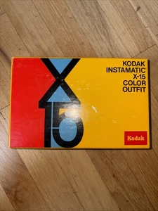 Cámara Kodak Instamatic X-15 con caja y papeleo a color conjunto. Sin probar - Imagen 1 de 4
