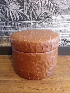 TABOURET COFFRE-DE SEDE-PATCHWORK CUIR-DESIGN 70-80 - Imagen 1 de 4