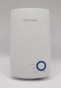 TP-LINK 300Mbps 1 Port Universal Wi-Fi Range Extender - White (TL-WA850RE) - Picture 1 of 2