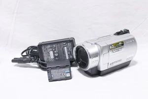 SONY DCR-SR190 Digital Handycam video camera HDD 40GB 4MPx - Foto 1 di 9