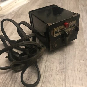 Vintage Post War Lionel Train No. 1041 “Multi-Control” Transformer UNTESTED - Picture 1 of 4