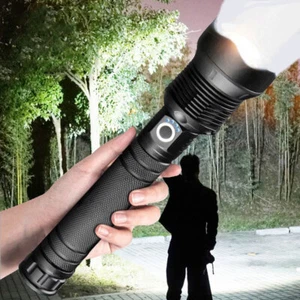 Torcia LED luminosa P90 P50 P70 zoom tattico batteria ricaricabile torcia lampada - Foto 1 di 30