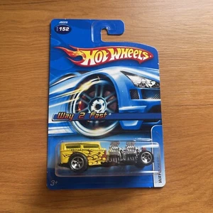 2006 Hot Wheels #152 WAY 2 FAST Yellow Variant w/Chrome 5 Spoke Wheels (b) - Picture 1 of 2