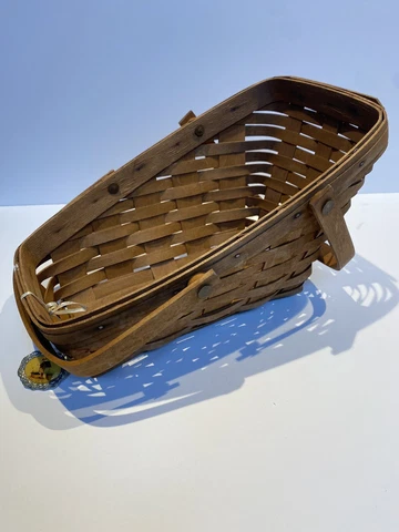 Longaberger Homestead EF 1989 12" Sleigh Two Handled Basket Signed w/ Medallion Cover