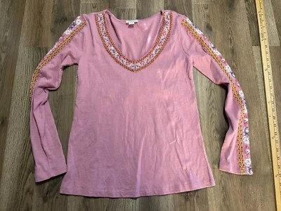 Sundance Shirt, Women's Size XS, Pink, Long Sleeve, V-neck, Floral Details - Image 1 of 4