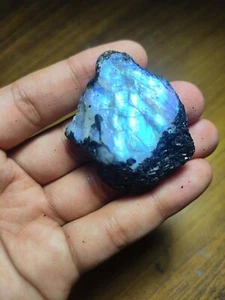 Trozo de piedra lunar con grosor variable - Dije orgánico, 178 quilates - Imagen 1 de 10