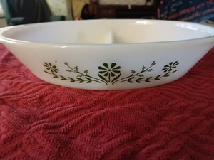 Vintage Retro Glasbake Oval Casserole Divided Dish Crazy Daisy Green Leaf Flower - Picture 1 of 3